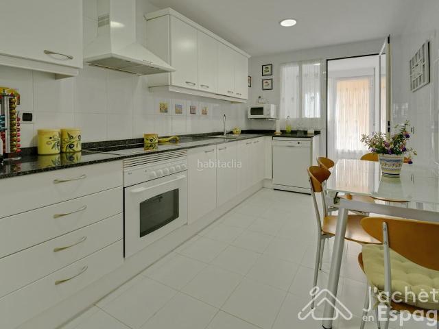 Casa adosada en venta en Benicarló, Papa Luna Platja del Gurugú. Exclusiva vivienda adosada en zona privilegiada de Benicarló. Casas adosadas.
