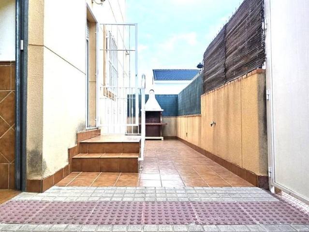 Casa adosada en Venta en Berja