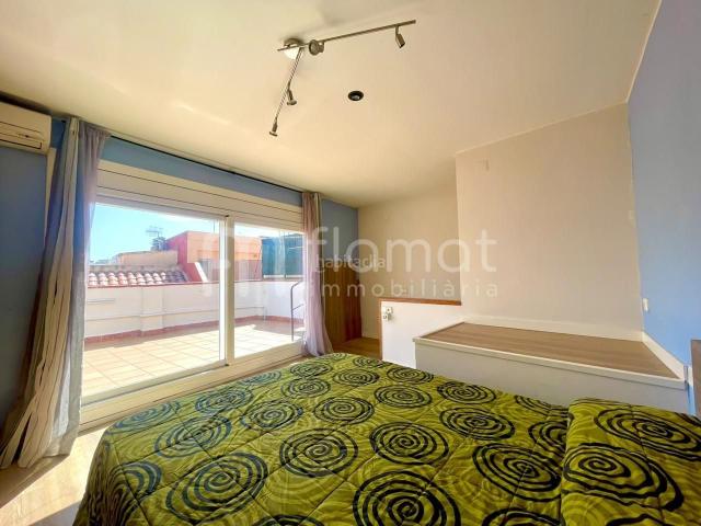 Casa adosada en venta en Blanes, Centre Costa Brava. Se vende casa en Blanes. Casas adosadas.