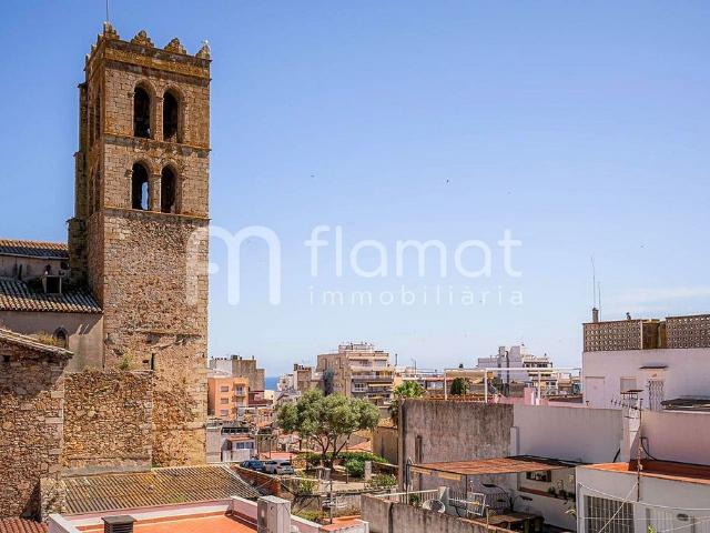 Casa adosada en venta en Blanes, de 314 m² 5 habitaciones por 599.000