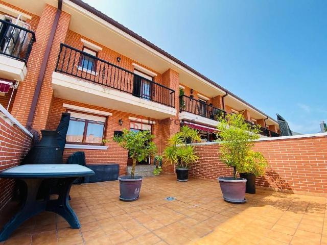 Casa adosada en Venta en Brazomar