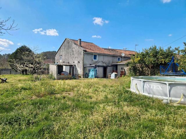Casa adosada en Venta en Bugallido