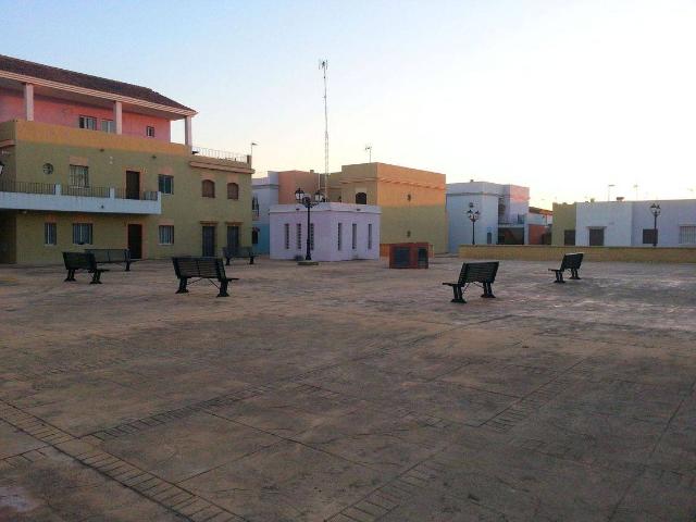 Casa adosada en Venta en Burguillos
