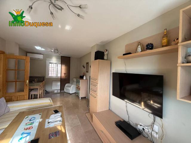 Casa adosada en Venta en Gójar