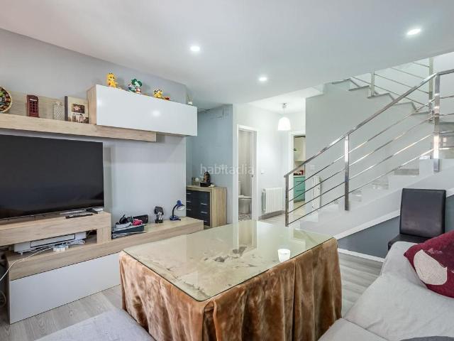 Casa adosada en venta en Gójar. Encantadora adosada familiar en Gójar. Casas adosadas.