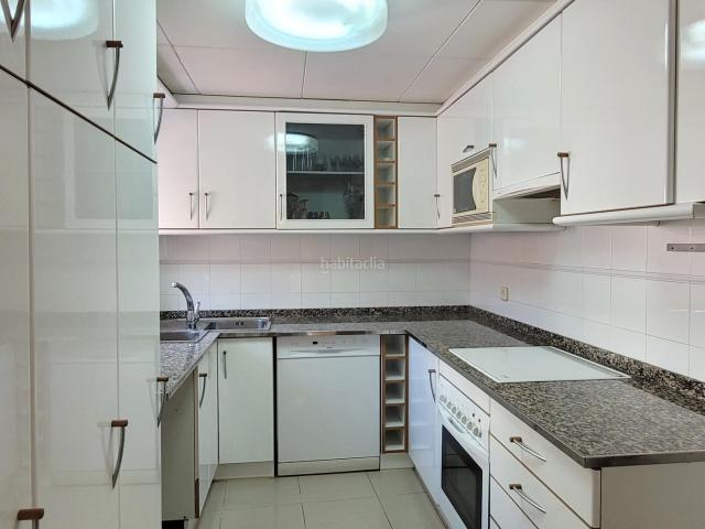 Casa adosada en venta en Golmés. Casa con patio en Venta. Casas adosadas.