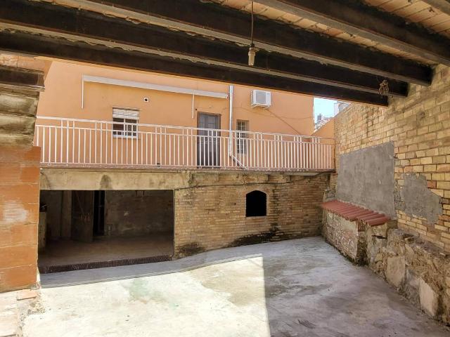 Casa adosada en Venta en Golmés