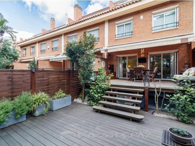 Casa adosada en Venta en Gavà Mar