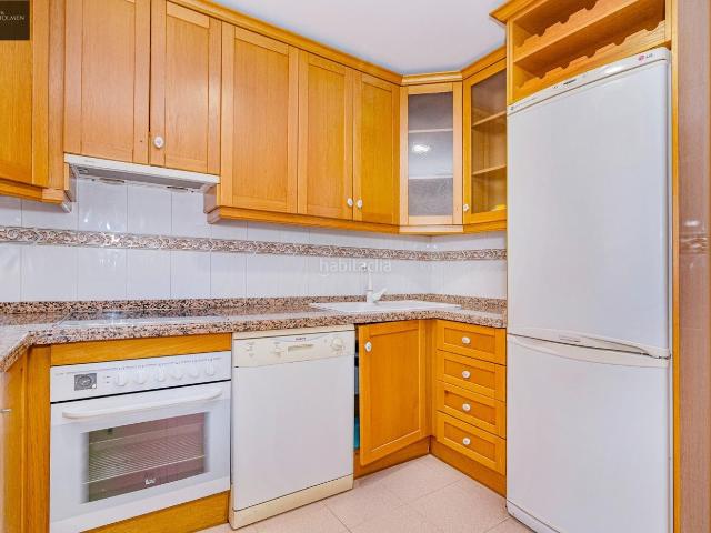 Casa adosada en venta en Gabias Las, Las Flores Huerta. adosado esquina en Las Gabias. Casas adosadas Gabias.