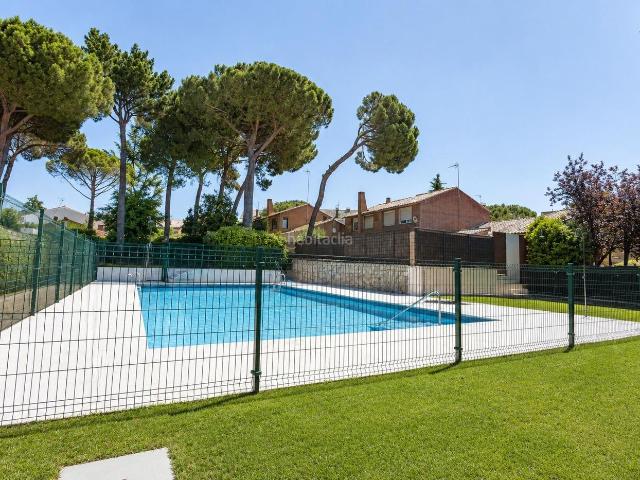 Casa adosada en venta en Galapagar, Parquelagos Puente Nuevo. Casas adosadas.