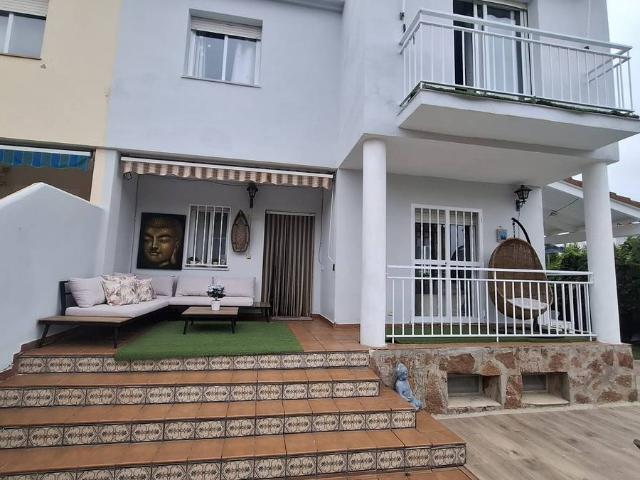 Casa adosada en Venta en Gallipont