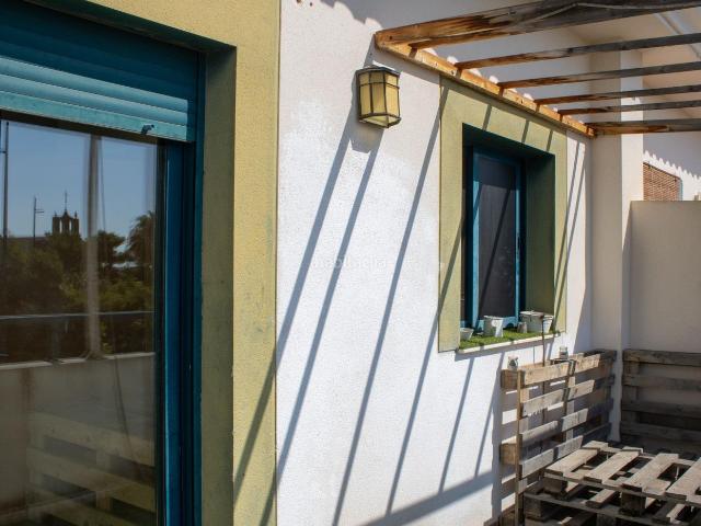 Casa adosada en venta en Gandia, Benipeixcar El Raval. Magnífico adosado de 166 m2 con piscina comunitaria en una tranquila zona residencial de Gandía. Casas adosadas.