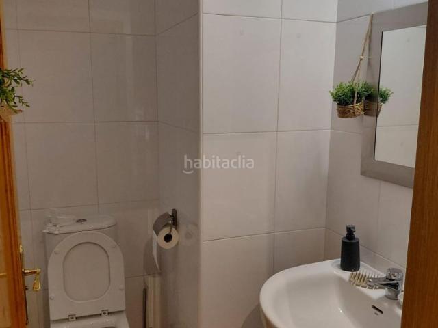 Casa adosada en venta en Getafe, Perales del Río. Chalet adosado en calle Naciones Unidas, Perales del Rio, Getafe. Casas adosadas.