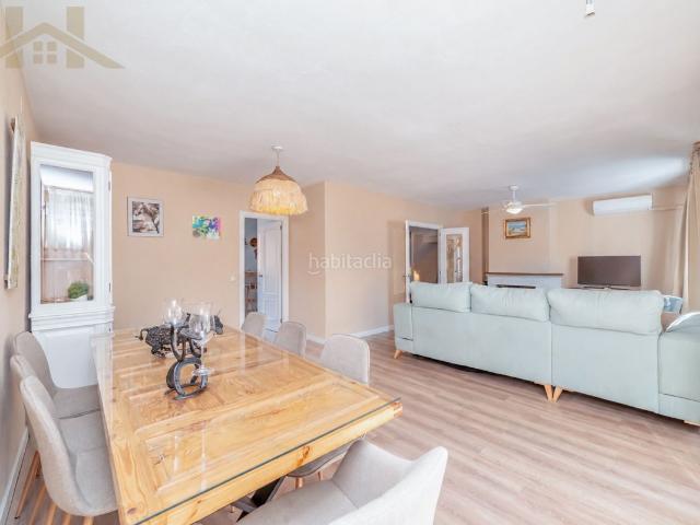 Casa adosada en venta en Getafe, Perales del Río. CHALET EN VENTA EN GETAFE. Casas adosadas.