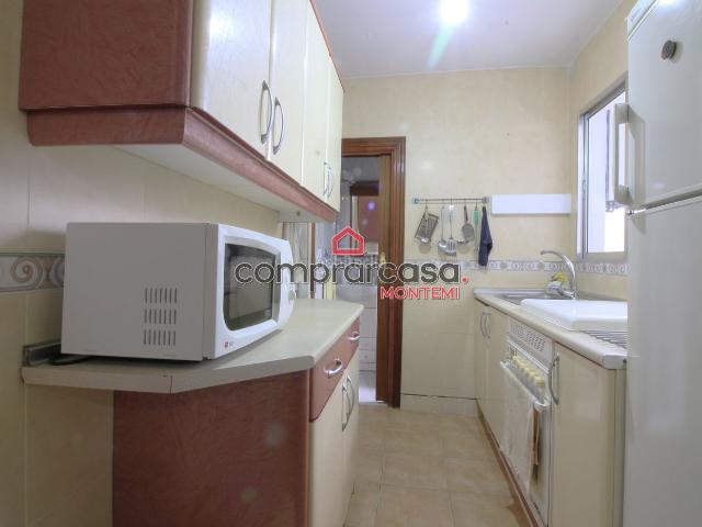 Casa adosada en venta en Getafe, San Isidro. # Chalet Adosado en San Isidro, Getafe Oportunidad de Inversión. Casas adosadas.