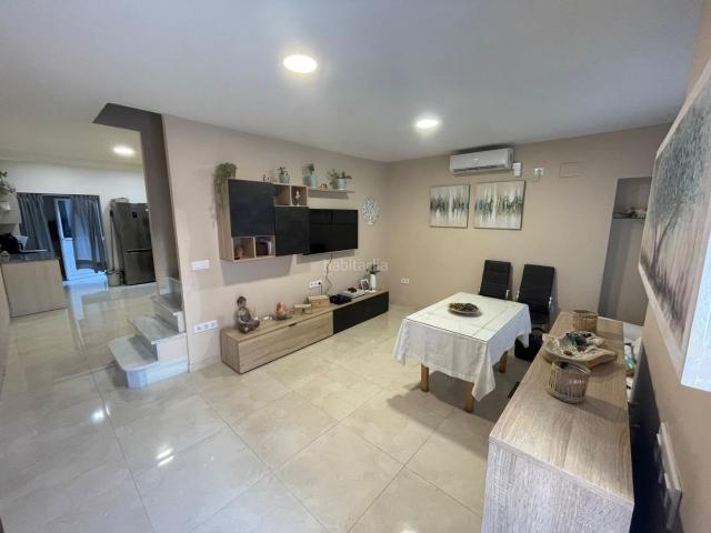 Casa adosada en venta en Gelves. Adosado en Gelves. Casas adosadas.