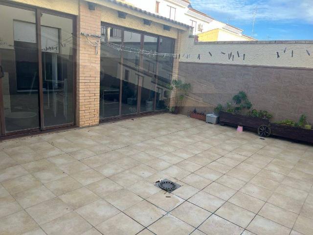 Casa adosada en Venta en Gibraleón