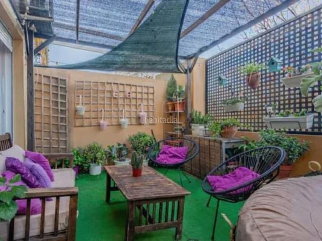 Casa adosada en venta en Gilet. Adosado de 4 habitaciones en el centro de Gilet. Casas adosadas.