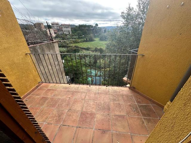 Casa adosada en Venta en Gironella