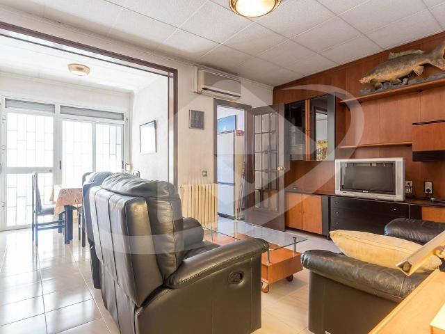 Casa adosada en Venta en Gràcia