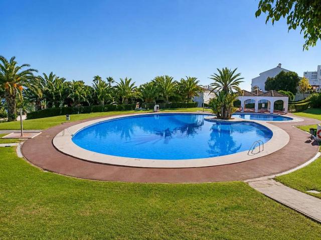 Casa adosada en Venta en Gran Vista Olivo de Oro