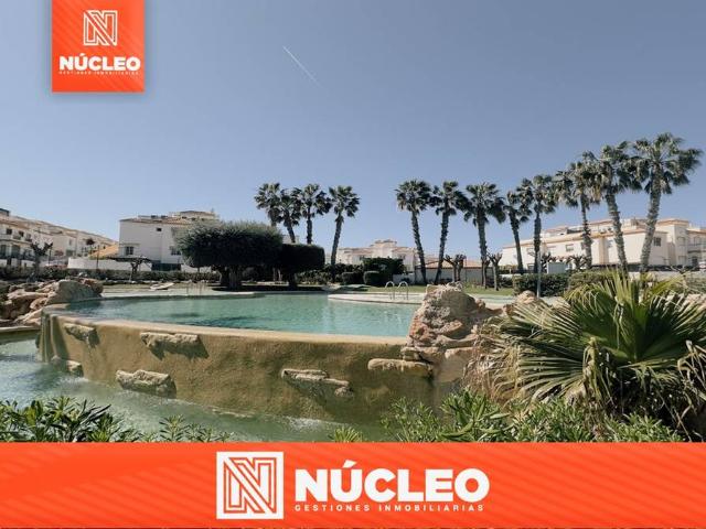 Casa adosada en Venta en Gran Vista Olivo de Oro