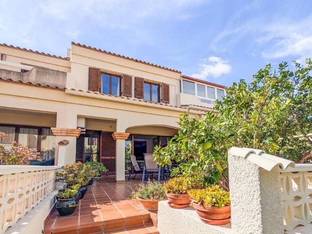 Casa adosada en Venta en Gran Vista Olivo de Oro
