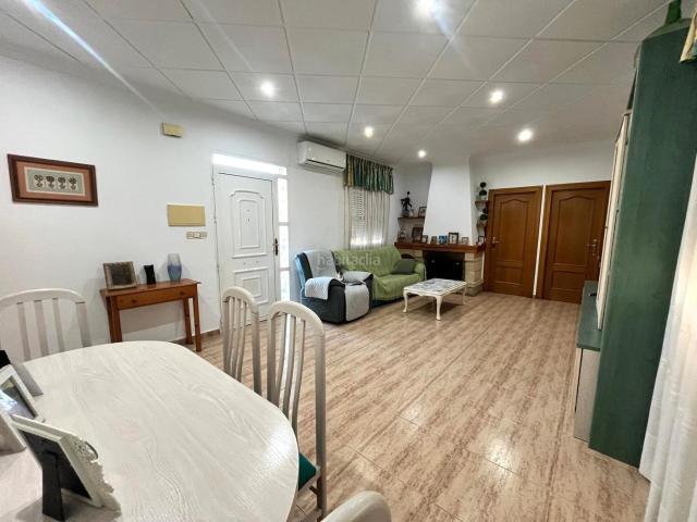 Casa adosada en venta en Granja de Rocamora. CASA & CHALET EN VENTA, GRAJA ROCAMORA, ALICANTE. Casas adosadas Granja de.