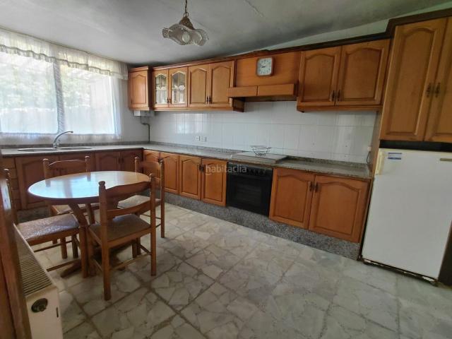 Casa adosada en venta en Grove O. Casa adosada en venta en Calle Con do Gato. Casas adosadas Grove.