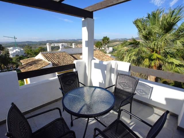 Casa adosada en Venta en Guadalobón