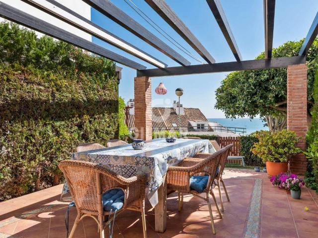 Casa adosada en Venta en Guadalobón