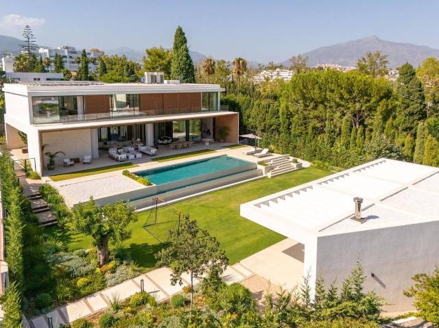 Casa adosada en Venta en Guadalmina Alta