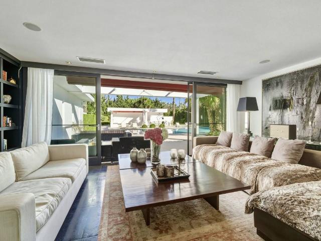 Casa adosada en Venta en Guadalmina Baja