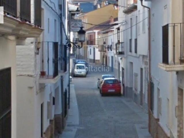 Casa adosada en venta en Guadix. Venta adosado en Guadix Granada. Casas adosadas.