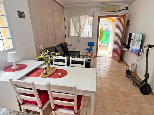 Casa adosada en venta en Guardamar del Segura, El Edén. Bungalow bajo en Guardamar 2 hab, 1 baño, piscina. Casas adosadas Guardamar del.