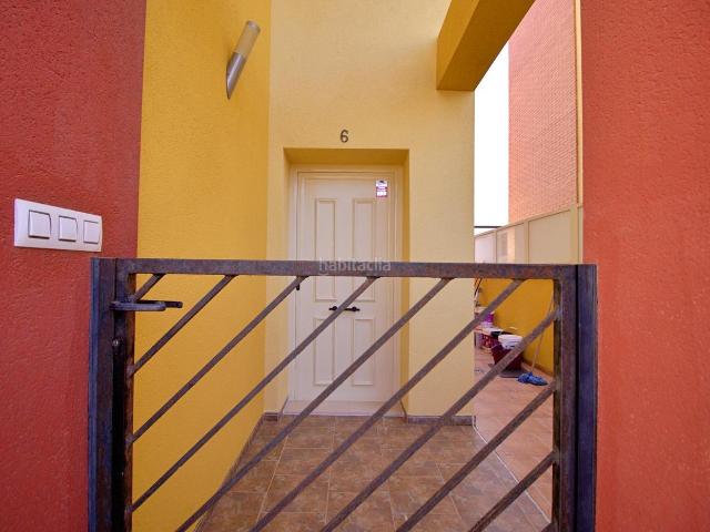 Casa adosada en venta en Guardamar del Segura, Los Secanos. Adosado tipo triplex en Guardamar del Segura. Casas adosadas Guardamar del.