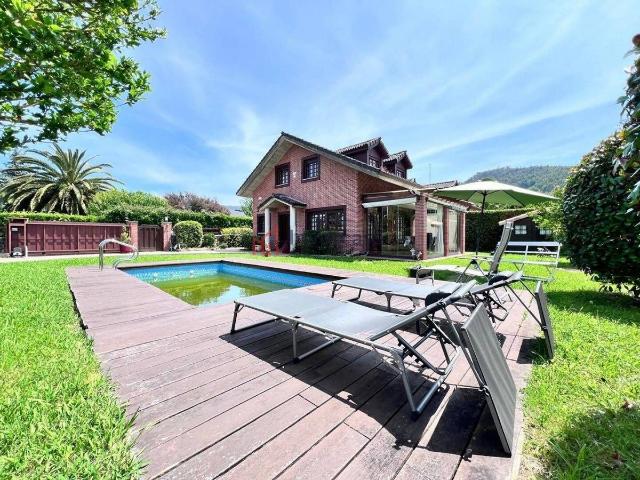 Casa adosada en Venta en Guriezo