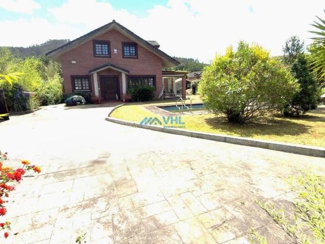 Casa adosada en venta en Guriezo. CHALET ZONA GURIEZO. Casas adosadas.