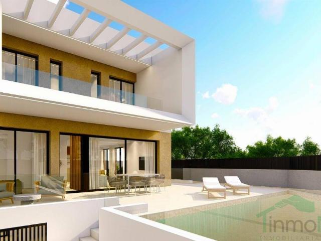 Casa adosada en Venta en Dolores