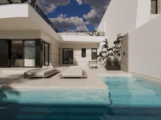 Casa adosada en venta en Dolores. Casas adosadas.