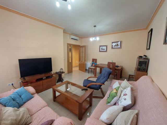 Casa adosada en venta en Don Benito. EXCELENTE OPORTUNIDAD! ADOSADO EN VENTA. Casas adosadas Don.