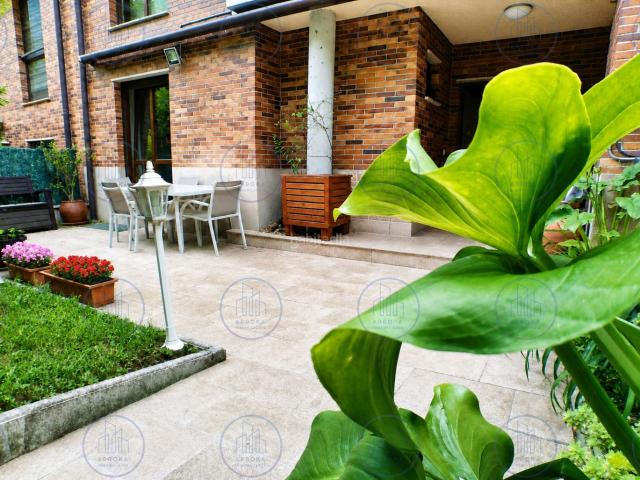 Casa adosada en venta en Donostia San Sebastián, Aiete. Casas adosadas Donostia San.
