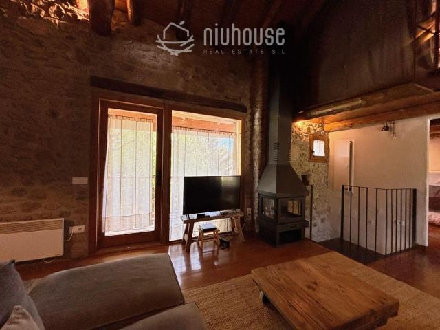 Casa adosada en venta en Dorres Pirineos. Casa adosada en Dorres. Casas adosadas.