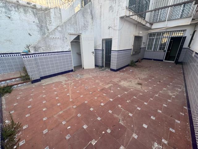 Casa adosada en venta en Dos Hermanas, Centro Doña Mercedes. Casas adosadas Dos.