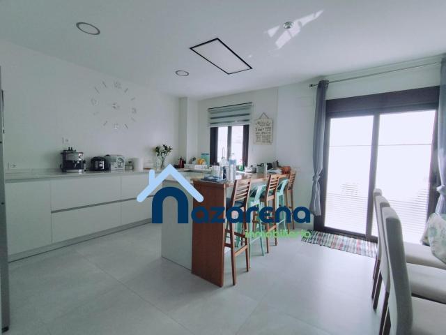 Casa adosada en venta en Dos Hermanas, Arco Norte Avda España. ESPECTACULAR ADOSADO ZONA SAN HILARIO. Casas adosadas Dos.