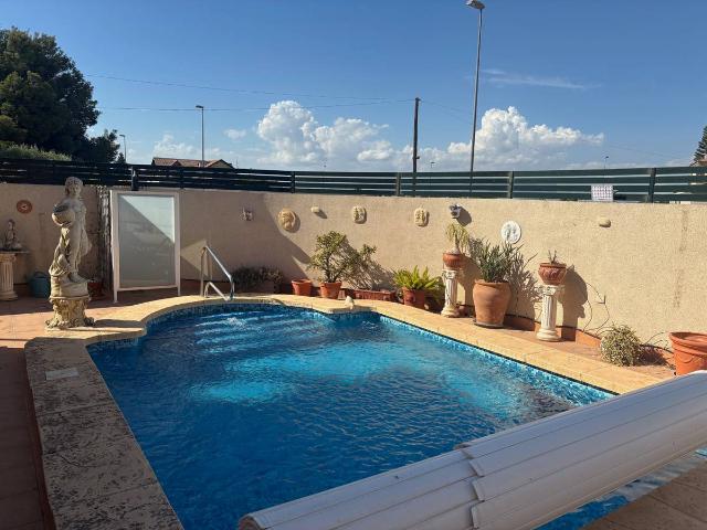 Casa adosada en Venta en Daya Nueva