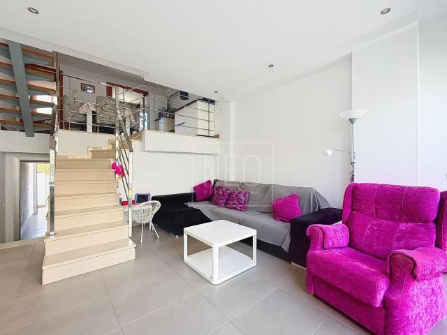 Casa adosada en venta en Daimús. ADOSADO EN AUSIAS MARCH, DAIMUS. Casas adosadas.