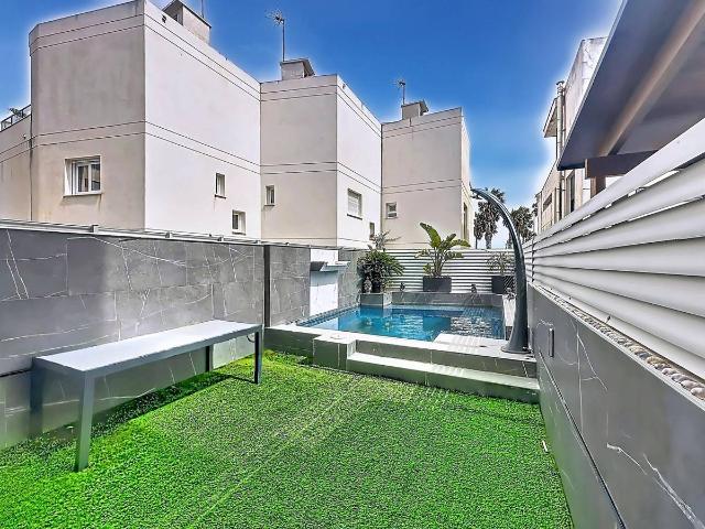 Casa adosada en Venta en Daimús