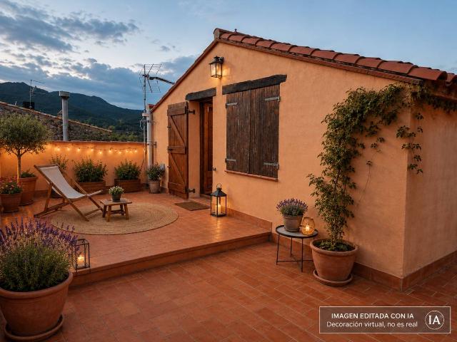 Casa adosada en Venta en Darnius
