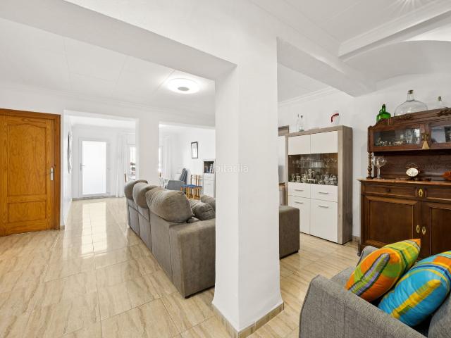 Casa adosada en venta en Dénia, El Puerto. Casas adosadas.